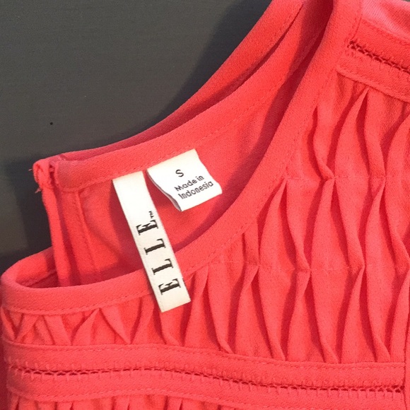 Watermelon colored tank - Picture 2 of 3